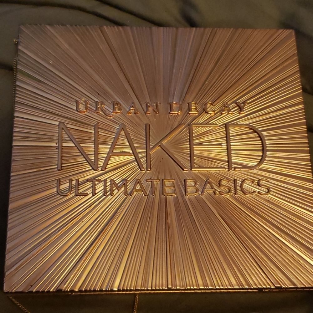 Naked pallet ultimate basics by Urban Decay